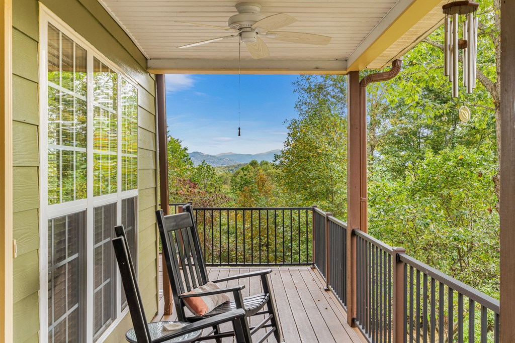 82 Hebron Way Young Harris, GA 30582 - Photo 30 of 53