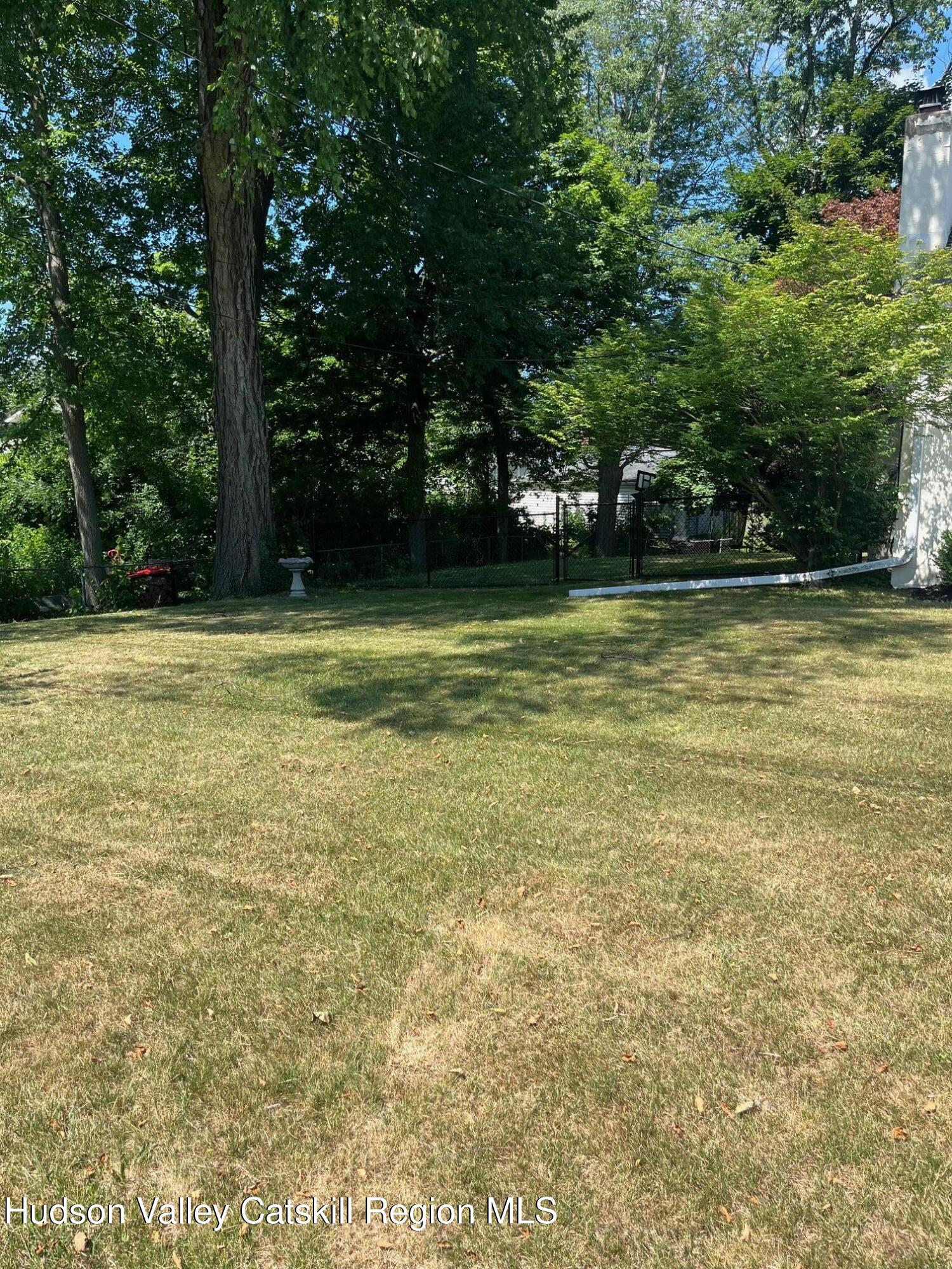 1067 Codwise Street Kingston, NY 12401 - Photo 31 of 34 IMG_7478