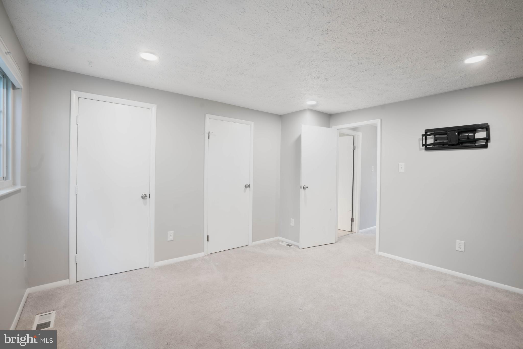 8015 Steeple Chase Court Springfield, VA 22153 - Photo 19 of 35