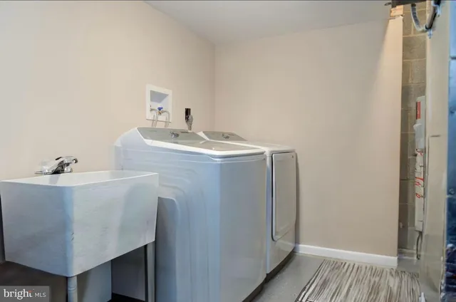 $565,000 | 8015 Steeple Chase Court, Springfield, VA 22153