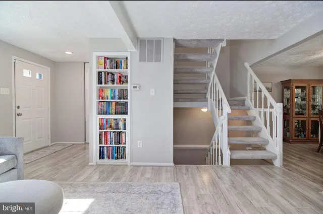 $565,000 | 8015 Steeple Chase Court, Springfield, VA 22153