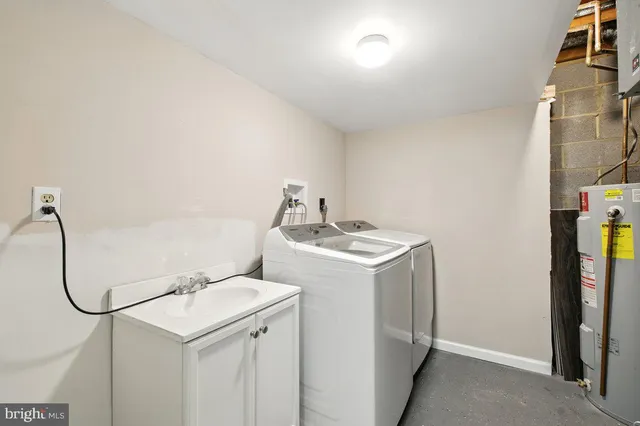 $565,000 | 8015 Steeple Chase Court, Springfield, VA 22153