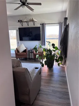 $249,900 | 367 Southeast B Se 70th Road, Warrensburg, MO 64093