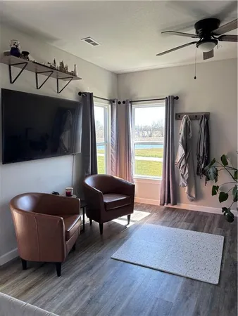 $249,900 | 367 Southeast B Se 70th Road, Warrensburg, MO 64093
