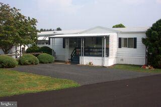 29 Ruth Drive Gordonville, PA 17529 - Photo 1 of 7 Gallery Image 1