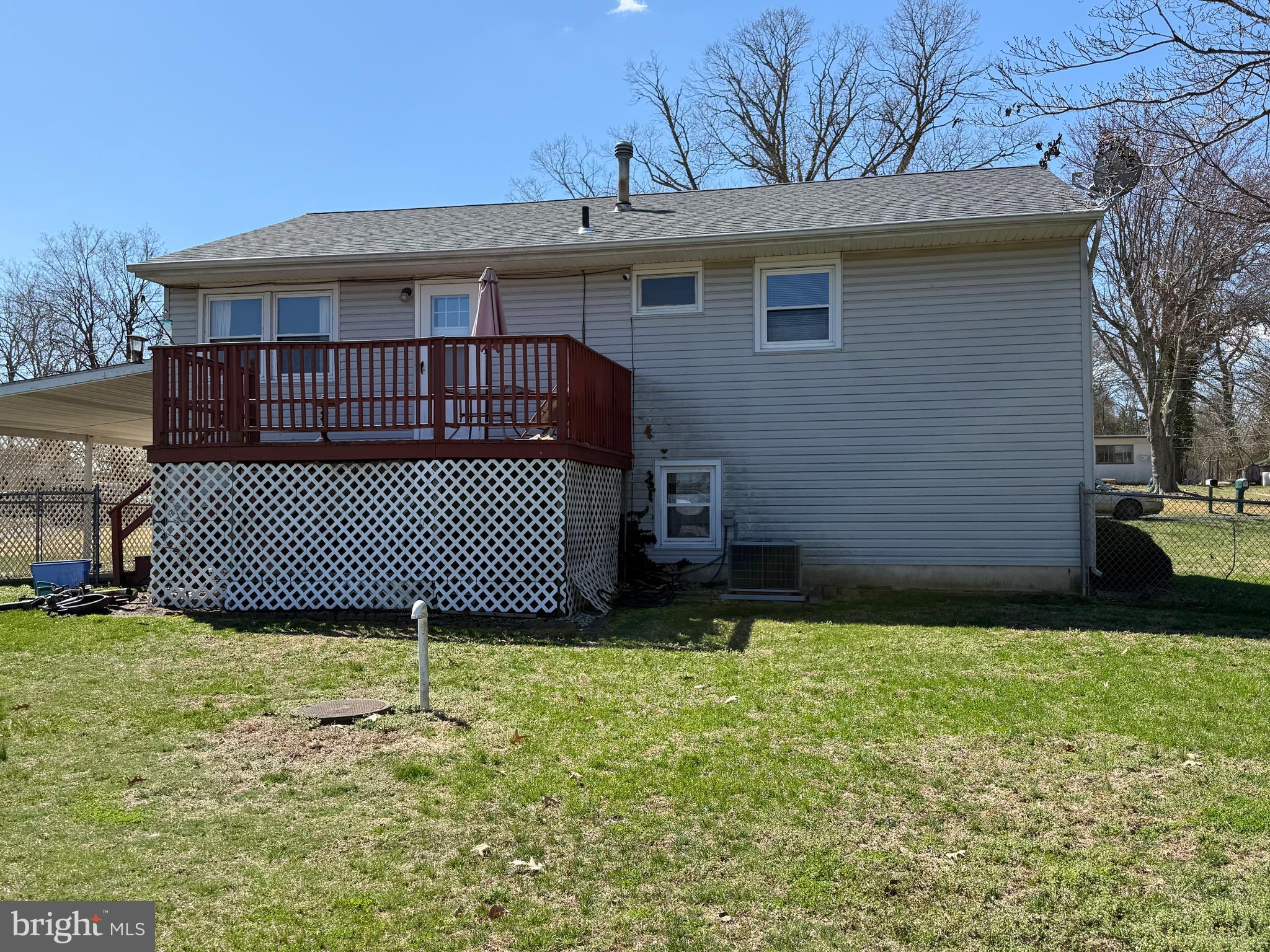 127 Stave Mill Road Bridgeton, NJ 08302 - Photo 4 of 5 a view of a porch with a yard