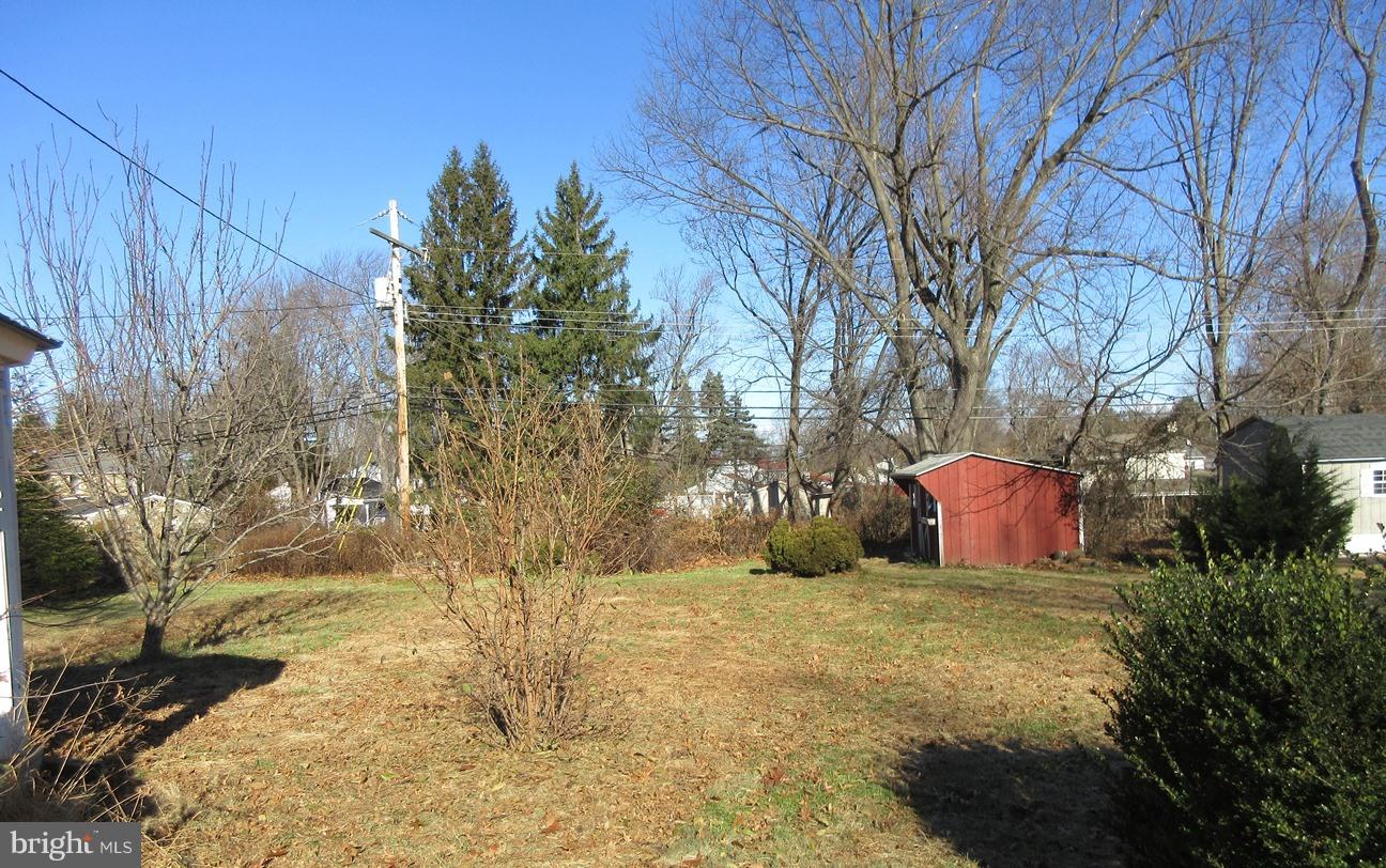 279 New Road Churchville, PA 18966 - Photo 15 of 15 Backyard