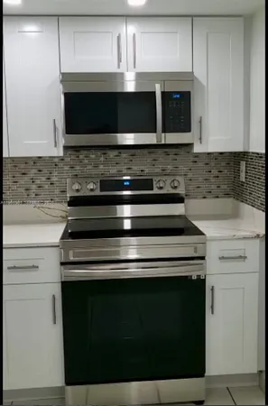 $275,000 | 11800 Southwest 18th Street, Unit 3074, Miami, FL 33175