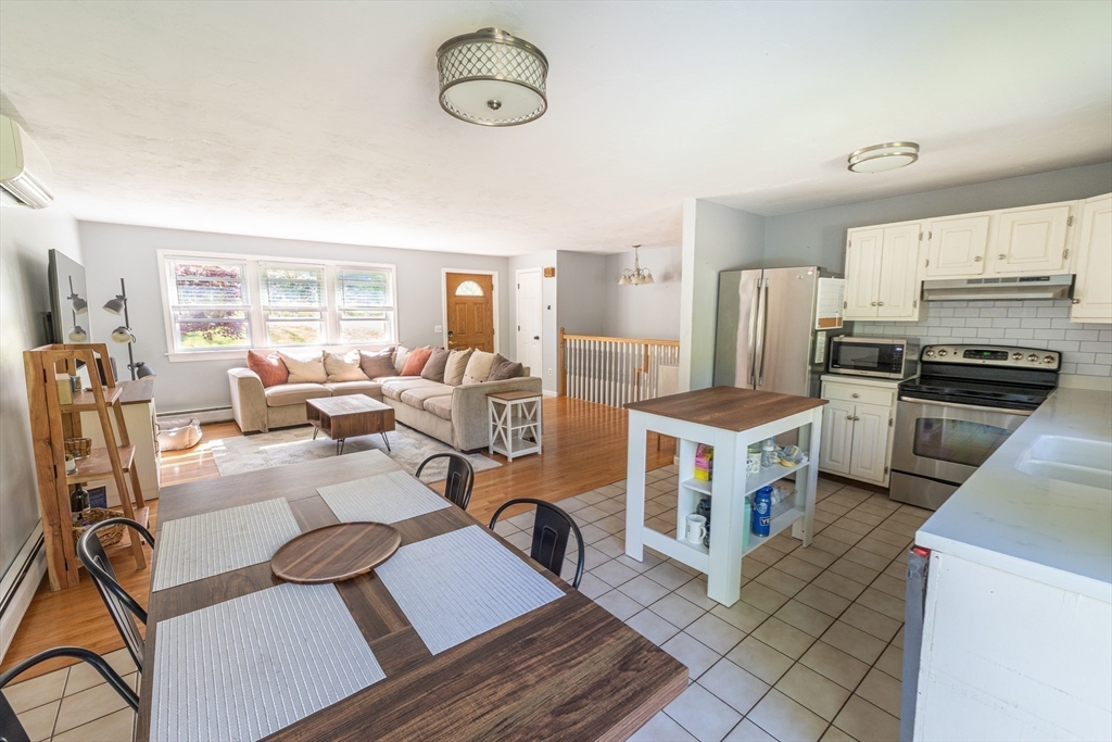 75 Fairview Park Road Sturbridge, MA 01566 - Photo 7 of 32 Gallery Image 7
