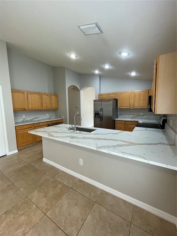 15150 Shaw Road Tampa, FL 33625 - Photo 8 of 26 Gallery Image 8