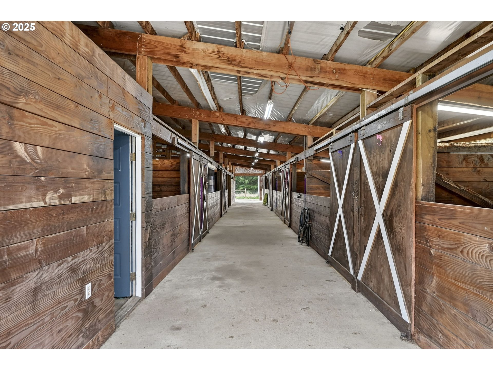 416 Coulson Road Chehalis, WA 98532 - Photo 6 of 46 a view of entryway