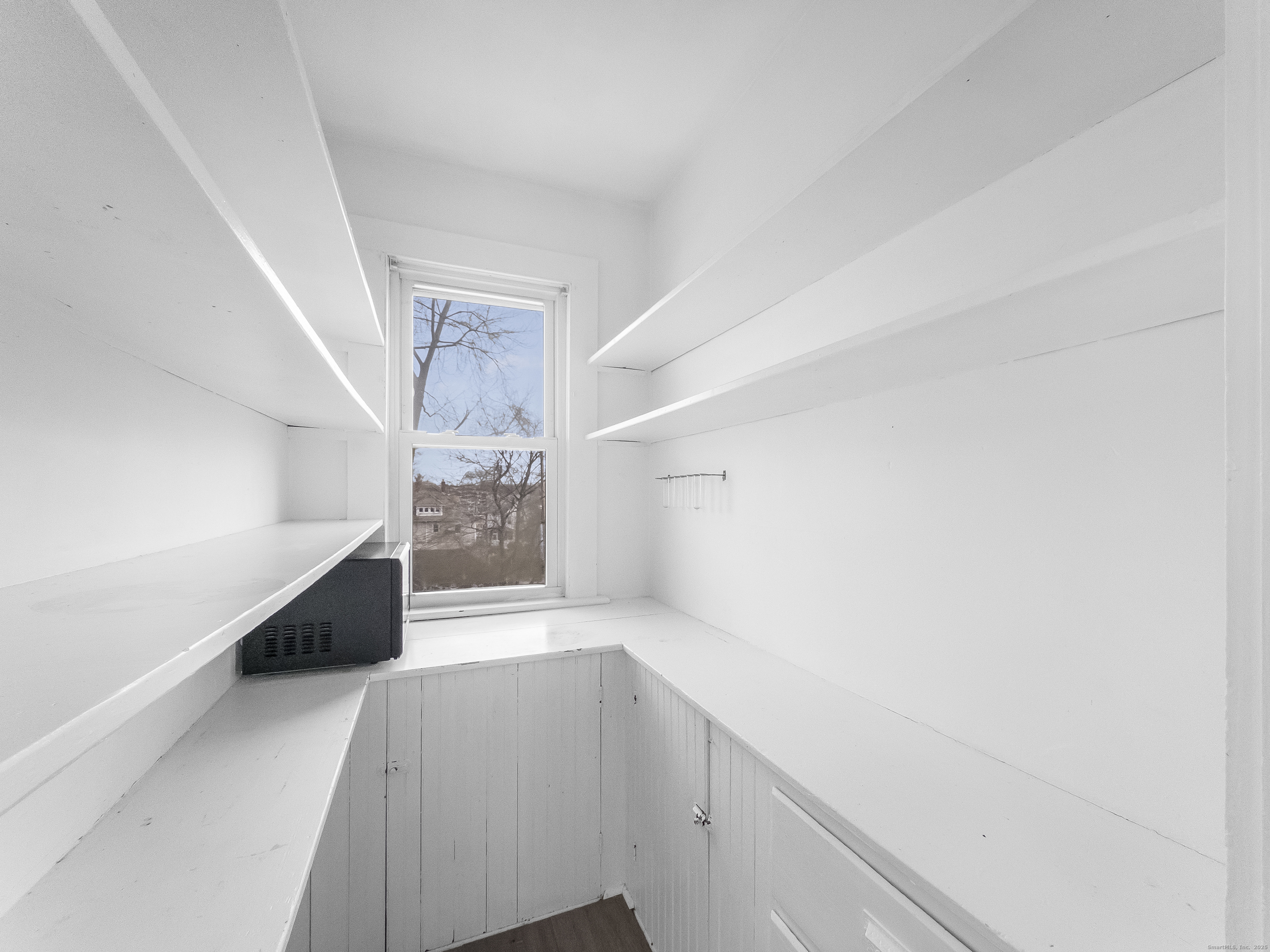 634 High Street, Unit 2 Middletown, CT 06457 - Photo 8 of 15 a view of an empty walk in closet