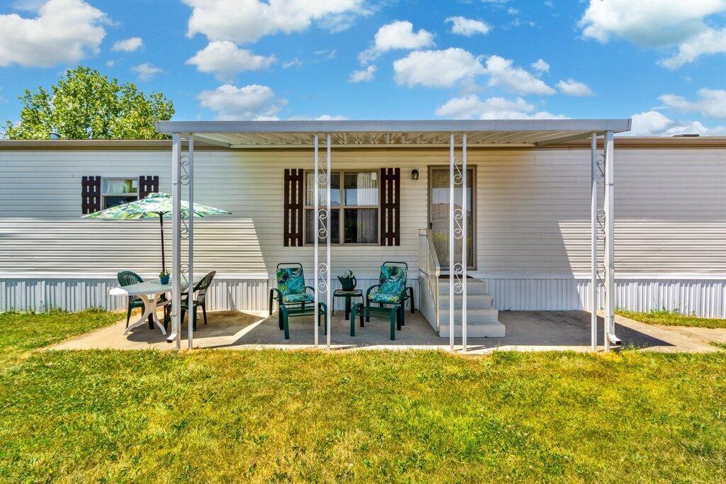 509 Michael Road-2.jpg-SMALL