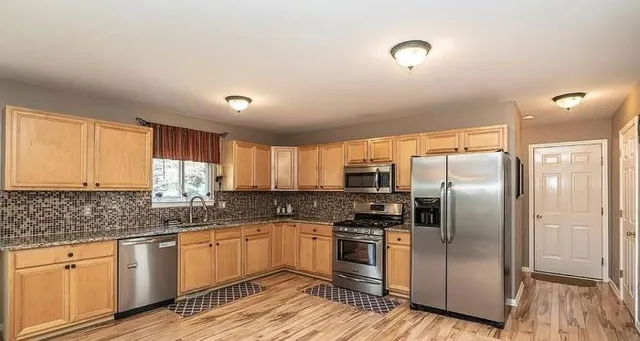 $359,400 | 2641 Konrad Court, Auburn Hills, MI 48326