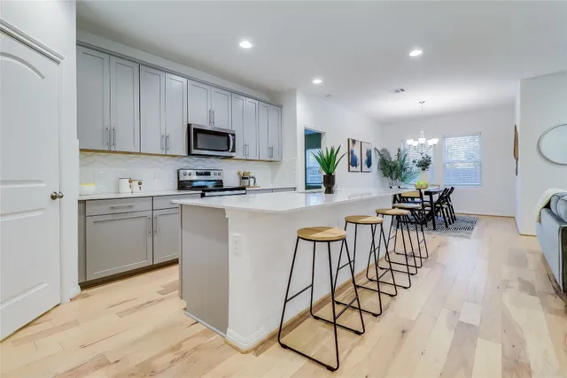 $369,900 | 6408 Routenburn Street, Austin, TX 78754