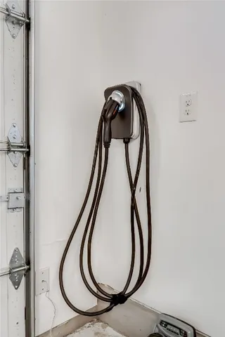 $369,900 | 6408 Routenburn Street, Austin, TX 78754