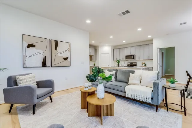 $369,900 | 6408 Routenburn Street, Austin, TX 78754