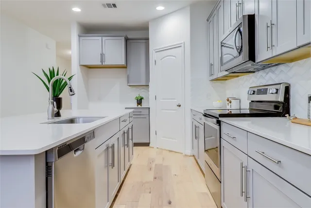 $369,900 | 6408 Routenburn Street, Austin, TX 78754