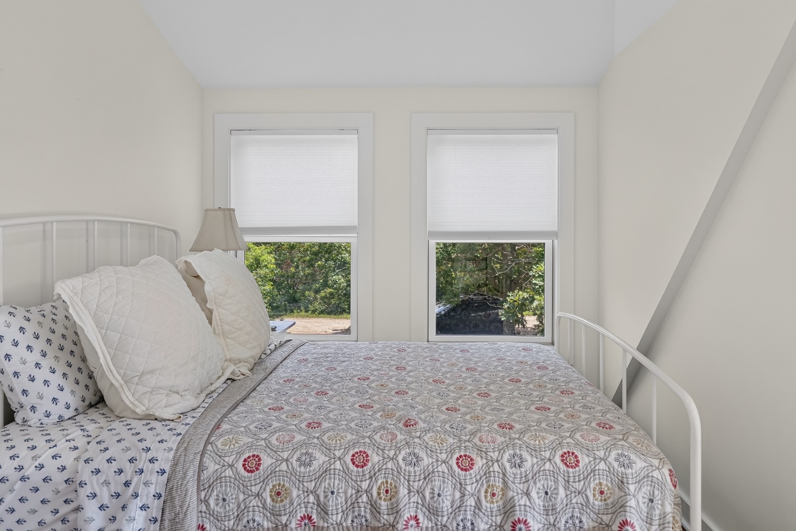 28 Black Point Road Chilmark, MA 02535 - Photo 35 of 56 Finished space above the garage.