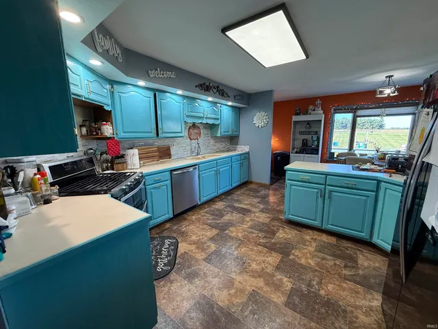 $450,000 | 1400 North 200 East, Lagrange, IN 46761