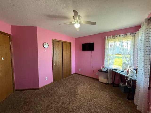 $450,000 | 1400 North 200 East, Lagrange, IN 46761