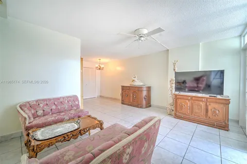 $365,000 | 6450 Collins Avenue, Unit 202, Miami Beach, FL 33141