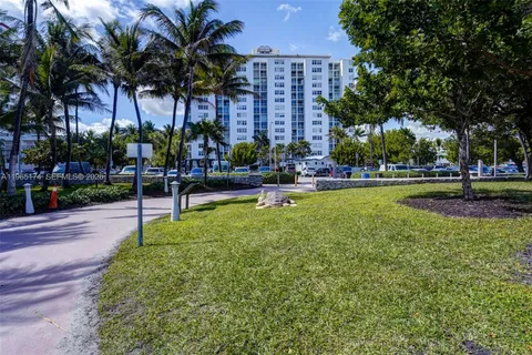 $365,000 | 6450 Collins Avenue, Unit 202, Miami Beach, FL 33141
