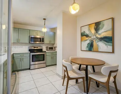 $365,000 | 6450 Collins Avenue, Unit 202, Miami Beach, FL 33141