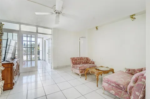 $365,000 | 6450 Collins Avenue, Unit 202, Miami Beach, FL 33141