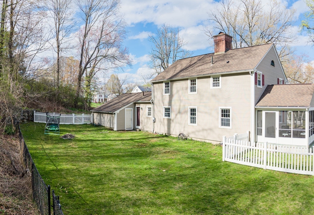 20 High Street Monson, MA 01057 - Photo 4 of 39