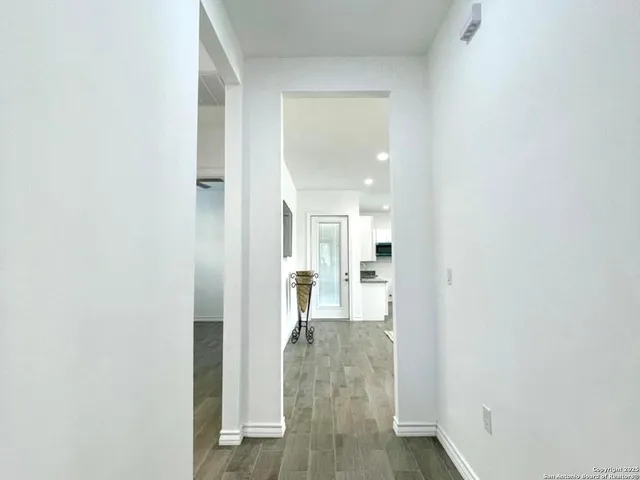 $449,900 | 97 Berwick Road, Victoria, TX 77904