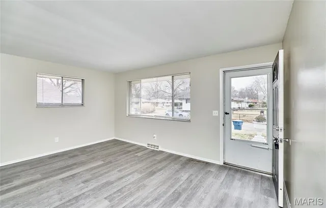 $1,200 | 11711 Bridgevale Avenue, St. Louis, MO 63138