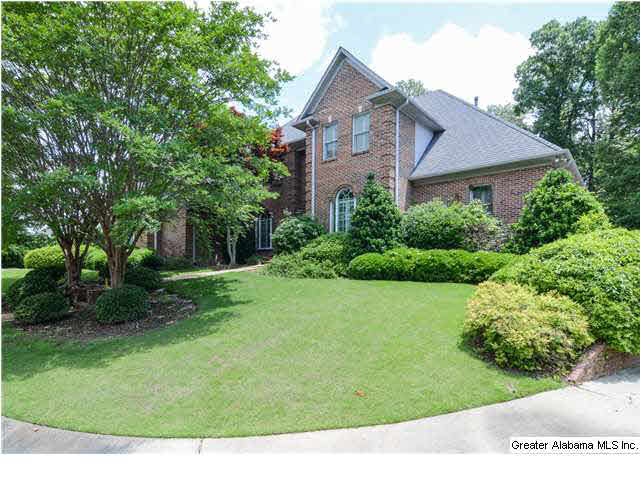 2052 Magnolia Ridge Birmingham, AL 35243 - Photo 1 of 32