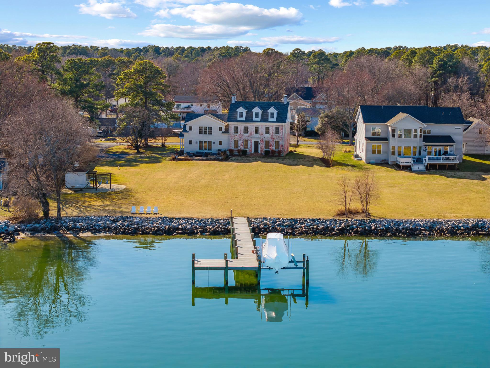 122 Queen Anne Road Stevensville, MD 21666 - Photo 2 of 39 Legacy waterfront estate with 175 feet of frontage