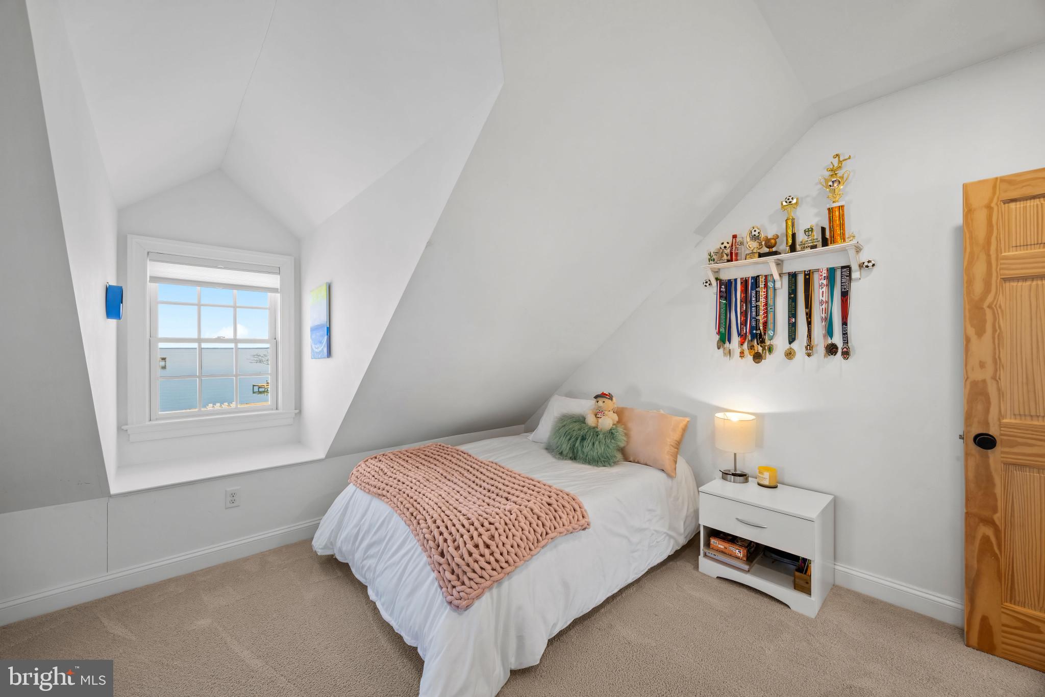 122 Queen Anne Road Stevensville, MD 21666 - Photo 25 of 39 Bright bedroom with classic detail