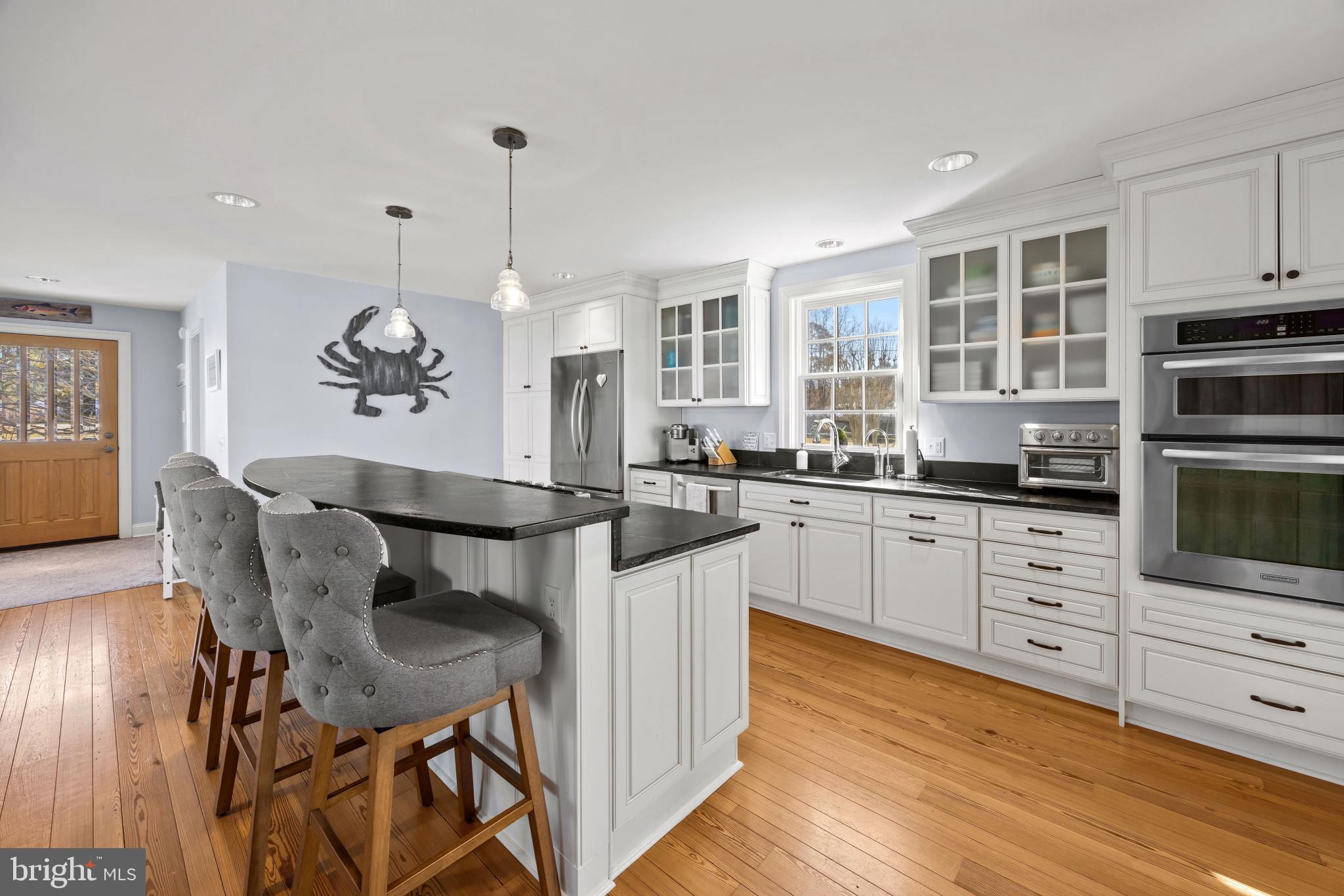 122 Queen Anne Road Stevensville, MD 21666 - Photo 9 of 39 Waterside chef's kitchen