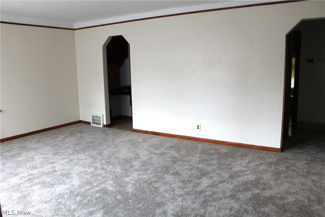 14900 Turney Road Maple Heights, OH 44137 - Photo 4 of 43 Living Room with new carpet