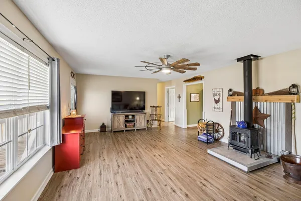 $299,000 | 209 Lanier Drive, Chatsworth, GA 30705