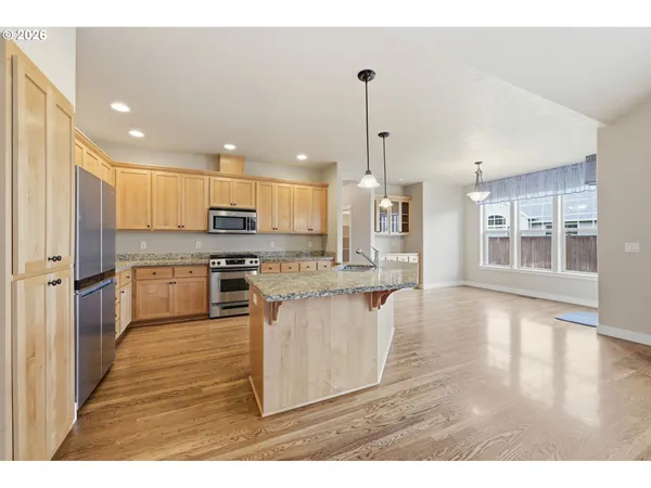 $595,000 | 1264 South 41st Place, Springfield, OR 97478