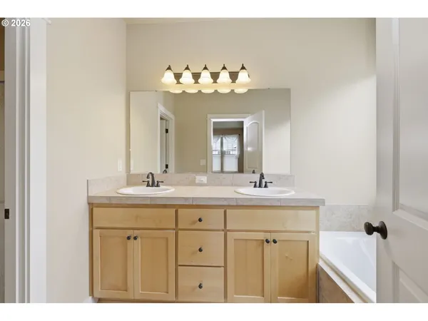 $595,000 | 1264 South 41st Place, Springfield, OR 97478