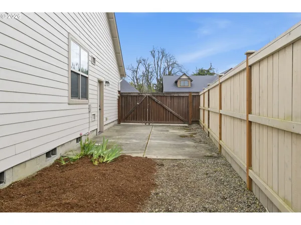 $595,000 | 1264 South 41st Place, Springfield, OR 97478