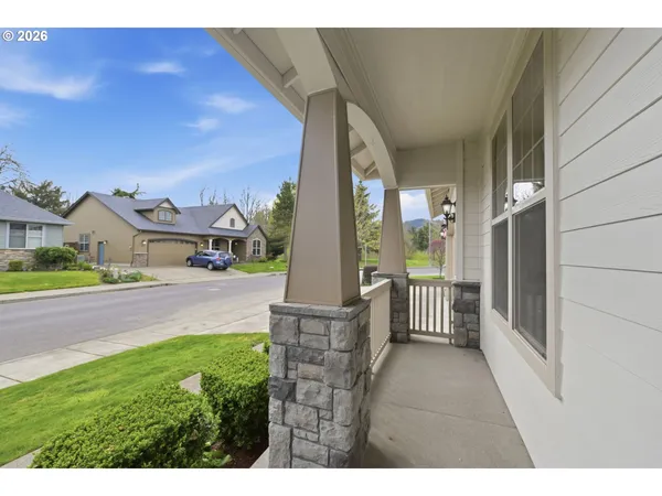 $595,000 | 1264 South 41st Place, Springfield, OR 97478