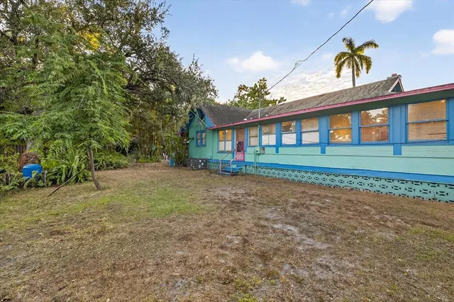 $375,000 | 1019 10th Avenue West, Bradenton, FL 34205