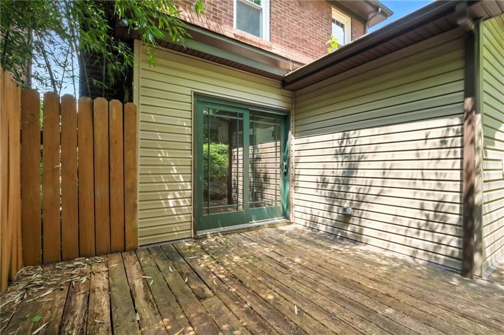 5248 Beelermont Place Pittsburgh, PA 15217 - Photo 28 of 36 a view of a backyard with a garden