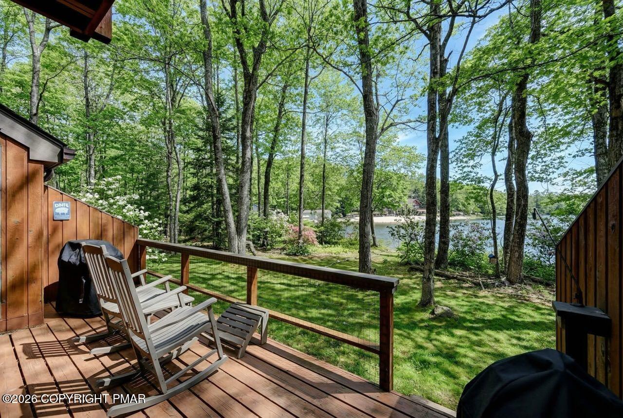 81 Ruffed Grouse Court Lake Harmony, PA 18624 - Photo 2 of 45 Lakefront