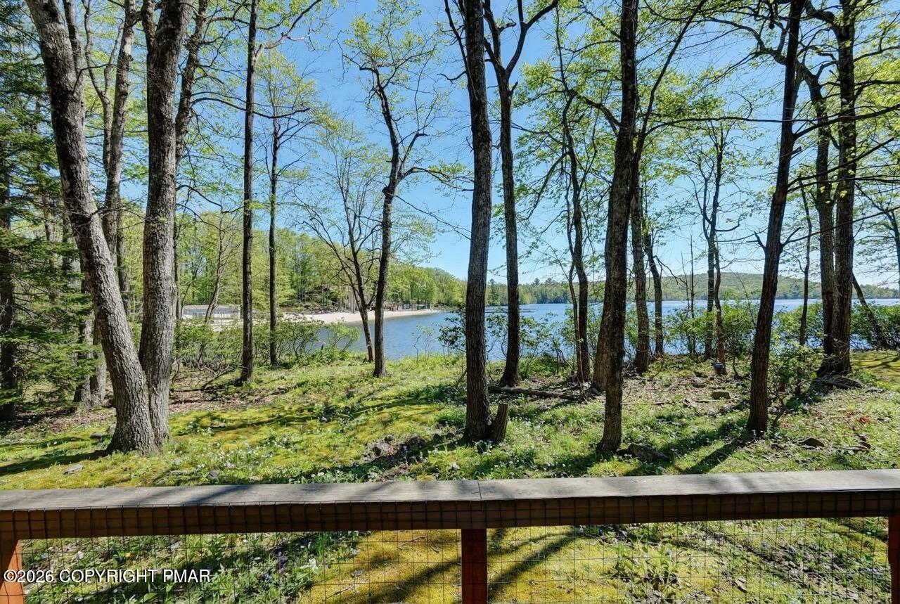 81 Ruffed Grouse Court Lake Harmony, PA 18624 - Photo 40 of 45 Lakefront