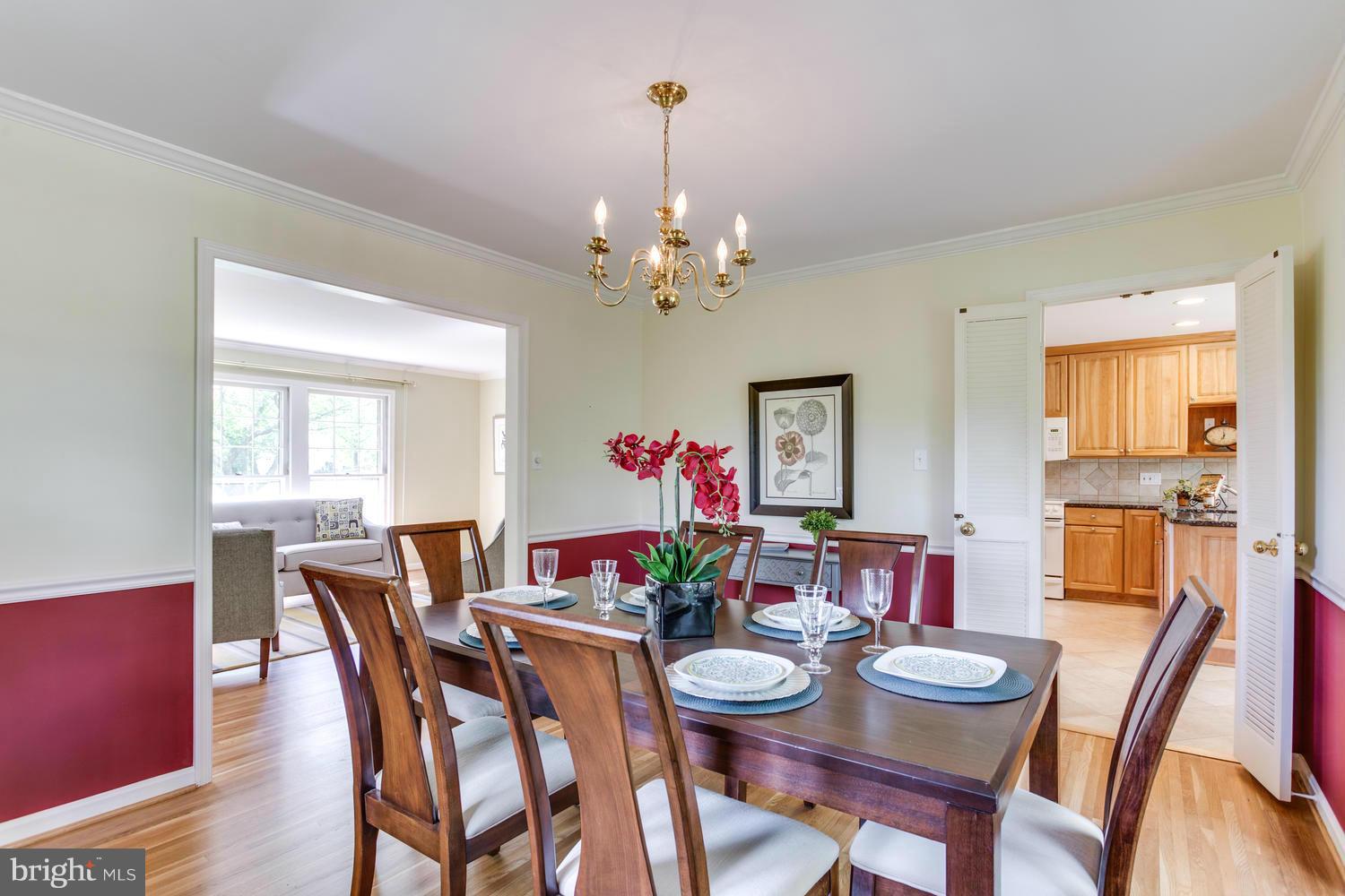 15900 White Rock Road Gaithersburg, MD 20878 - Photo 11 of 30 Dining Room