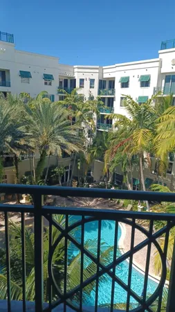 $2,800 | 510 Northwest 84th Avenue, Unit 338, Plantation, FL 33324