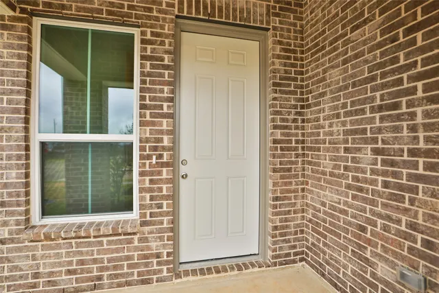 $246,990 | 4558 Pinehurst Trce Drive, Pinehurst, TX 77362