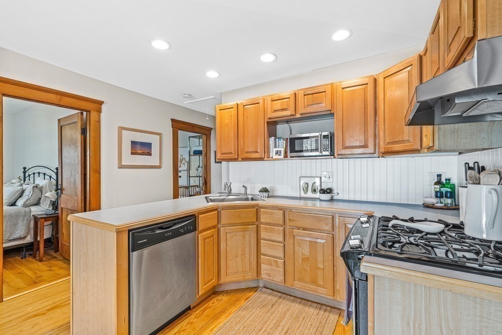 38 Burnham Road Andover, MA 01810 - Photo 22 of 35 Gallery Image 22